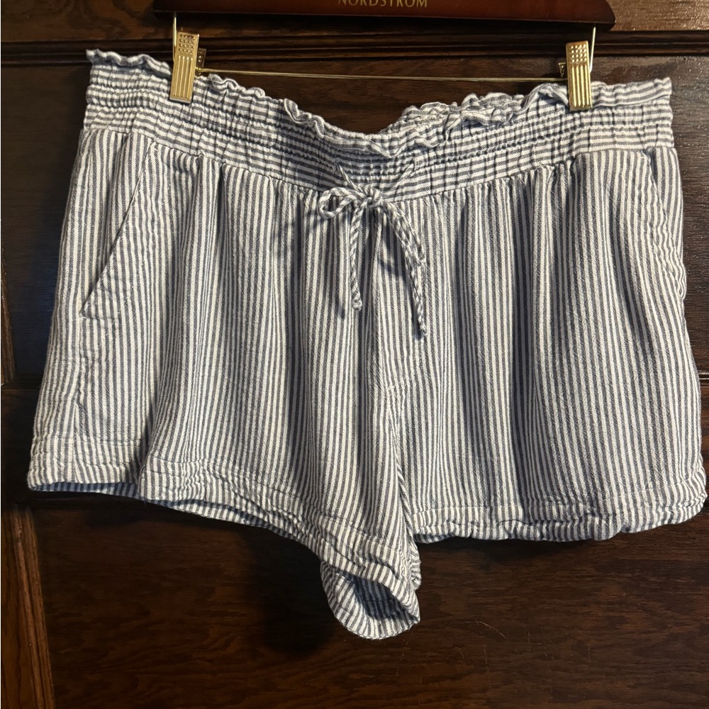 A New Day,  Stripe Blue and White Drawstring Shorts,Size Large
